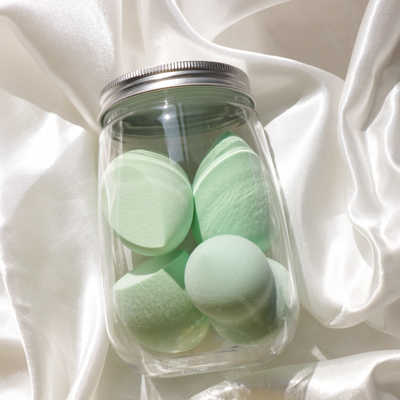 Beautyblender in a box